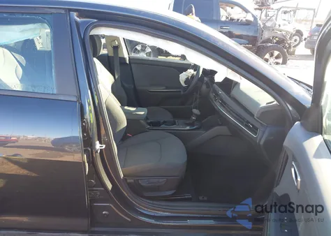 2025 Kia K4 Lxs from USA, damaged, VIN 3KPFT4DE5SE122877